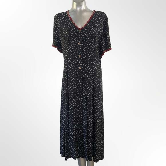 Karen Marie Dresses & Skirts - A true Vintage Summer Dress in size 12